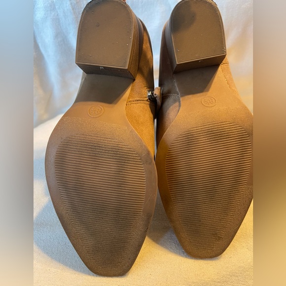 UNIVERSAL THREAD ANKLE BOOTS - Picture 3 of 6